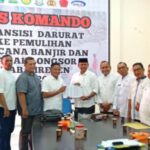 BPBD Bireuen Serahkan Hasil Verifikasi Korban Bencana Tahap II untuk Uji Publik BPBD Bireuen Serahkan Hasil Verifikasi Korban Bencana Tahap II untuk Uji Publik