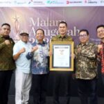 Sekda Aceh M. Nasir Raih SMSI Award, Ini Deretan Prestasinya Sekda Aceh M. Nasir Raih SMSI Award, Ini Deretan Prestasinya