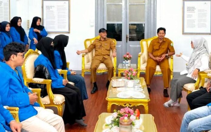 Mahasiswa UIA Telusuri Jejak Soekarno di Museum Perjuangan Bireuen