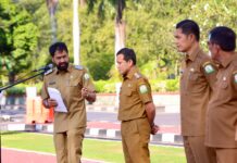 Sekda Aceh: Revisi UUPA Jadi Kunci Tekan Kemiskinan dan Pengangguran Sekda Aceh: Revisi UUPA Jadi Kunci Tekan Kemiskinan dan Pengangguran Komparatif.ID, Jakarta– Sekretaris Daerah Aceh M Nasir Syamaun menegaskan revisi Undang-Undang Nomor 11 Tahun 2006 tentang Pemerintahan Aceh (UUPA) menjadi instrumen penting untuk mempercepat penurunan angka kemiskinan dan pengangguran di Aceh. Menurutnya, keberlanjutan Dana Otonomi Khusus (Otsus) serta penguatan pengelolaan sumber daya alam dalam UUPA memiliki peran strategis dalam mendukung pembangunan daerah. Hal tersebut disampaikan M Nasir Syamaun usai menerima Anugerah Serikat Media Siber Indonesia (SMSI) sebagai Tokoh Inspiratif Nasional 2026 di Hall Dewan Pers, Jakarta Pusat, Kamis (18/6/2026). Nasir mengatakan Dana Otsus yang diterima Aceh sejak 2008 merupakan salah satu instrumen penting dalam menekan angka kemiskinan, mengurangi pengangguran, serta meningkatkan kualitas sumber daya manusia. Karena itu, menurutnya, Gubernur Aceh Muzakir Manaf terus memperjuangkan keberlanjutan Dana Otsus melalui percepatan revisi UUPA.