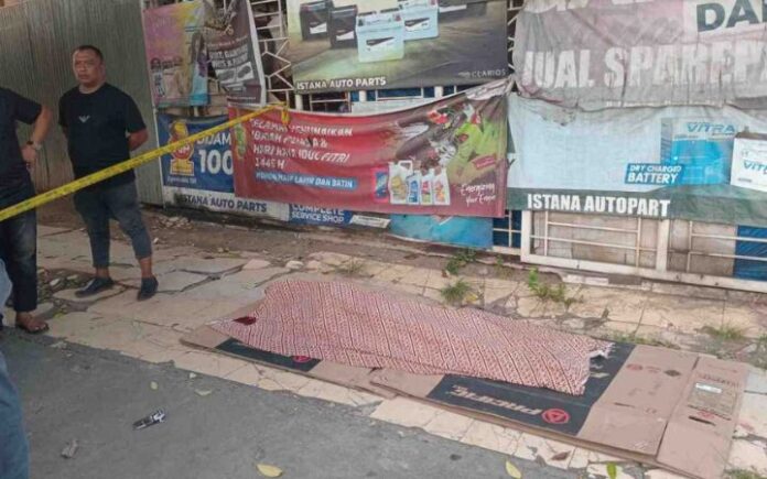 baliho banda aceh Tersengat Arus Listrik, Warga Aceh Besar Tewas Saat Memasang Baliho di Banda Aceh