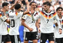 Hasil Piala Dunia 2026: Jerman Libas Curaçao, Jepang Paksa Belanda Berbagi Poin Hasil Piala Dunia 2026: Jerman Libas Curaçao, Jepang Paksa Belanda Berbagi Poin Komparatif.ID, Houston– Jerman tampil perkasa dengan kemenangan telak 7-1 atas Curaçao pada laga pembuka Grup E Piala Dunia 2026, sementara Belanda gagal meraih poin sempurna usai Jepang mencetak gol penyeimbang di menit-menit akhir untuk mengakhiri pertandingan Grup F dengan skor 2-2, Minggu (14/6/2026). Bermain di NRG Stadium, Houston, Jerman langsung mengambil inisiatif sejak menit awal. Tim asuhan Julian Nagelsmann membuka keunggulan cepat pada menit keenam melalui Felix Nmecha. Gol tersebut menjadi gol tercepat yang tercipta di turnamen sejauh ini.
