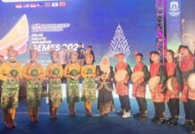 Sanggar Meuligoe Jeumpa Bireuen Raih Penghargaan di GEMES IX 2026 Medan Sanggar Meuligoe Jeumpa Bireuen Raih Penghargaan di GEMES IX 2026 Medan