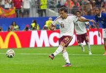 Penalti Oyarzabal Bawa Spanyol Unggul Babak 1 gawang prancis robek berkat tendangan penalti penalti oyarzabal