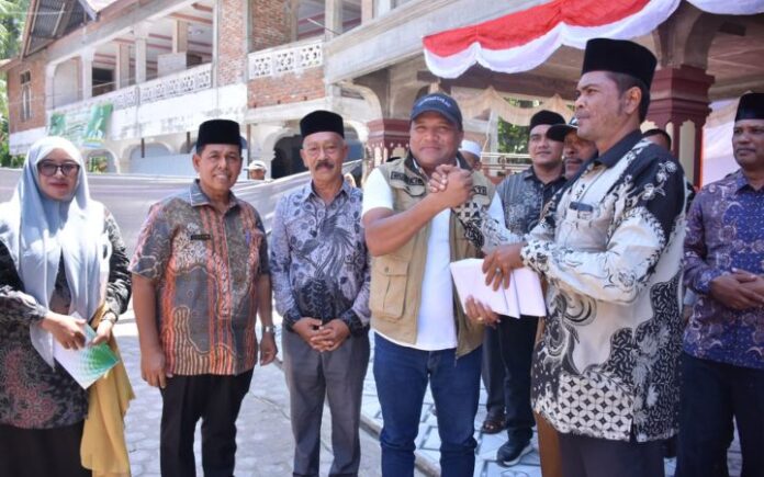 Bupati Bireuen (7) Bupati Bireuen Launching Qanun Ternak Lepas Kemukiman Tambue