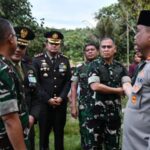 Kapolda dan Pangdam Takziah ke Rumah Pratu Galuh Nugraha Kapolda dan Pangdam Takziah ke Rumah Pratu Galuh Nugraha