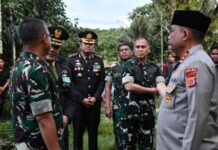 Kapolda dan Pangdam Takziah ke Rumah Pratu Galuh Nugraha Kapolda dan Pangdam Takziah ke Rumah Pratu Galuh Nugraha