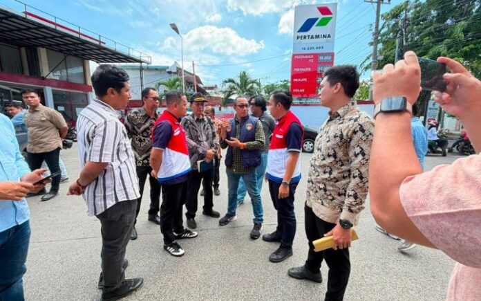 Pemerintah Aceh Bentuk Tim Usut Kelangkaan Semen dan BBM
