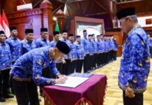 Sekda Aceh M. Nasir Dilantik Jadi Ketua KORPRI Aceh Sekda Aceh M. Nasir Dilantik Jadi Ketua KORPRI Aceh