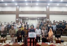 ITF UIN Ar-Raniry Salurkan Rp2,06 Miliar Bantuan UKT untuk 86 Mahasiswa ITF UIN Ar-Raniry Salurkan Rp2,06 Miliar Bantuan UKT untuk 86 Mahasiswa