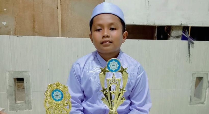 Baru Kelas 1 MTsS, Aqul Juara Lomba Pidato Tingkat SMA Antar Dayah