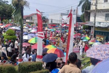 Terik Matahari Tak Surutkan Antusiasme Warga Saksikan Karnaval di Bireuen
