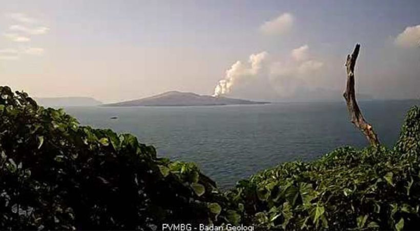 Gunung Anak Krakatau Erupsi, Sejumlah Penerbangan CGK Terganggu