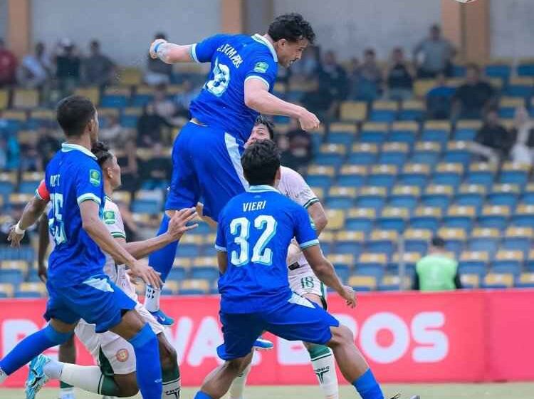 PSPS Pekanbaru menang