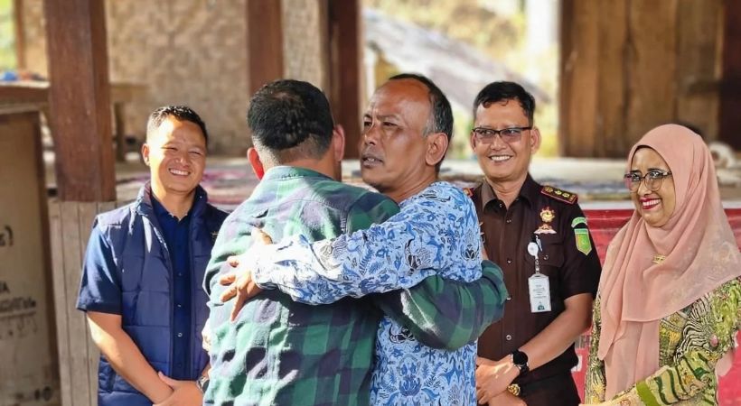 Kajari Bireuen Mediasi Kasus Pemukulan Siswi MIN 53, Guru & Orang Tua Sepakat Berdamai