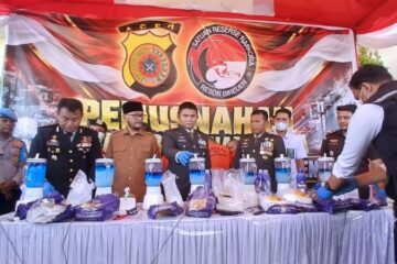 Polres Bireuen Musnahkan 10,5 Kg Sabu dan 19,3 Kg Ganja