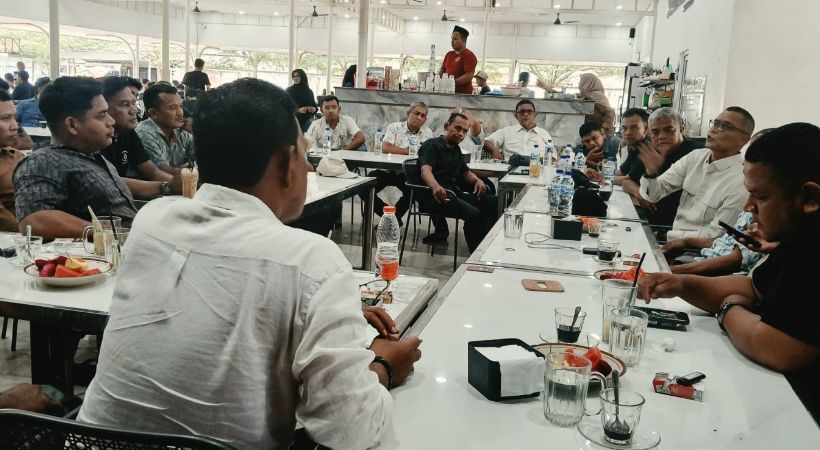 TA Khalid Tampung Keluhan Petani Bireuen