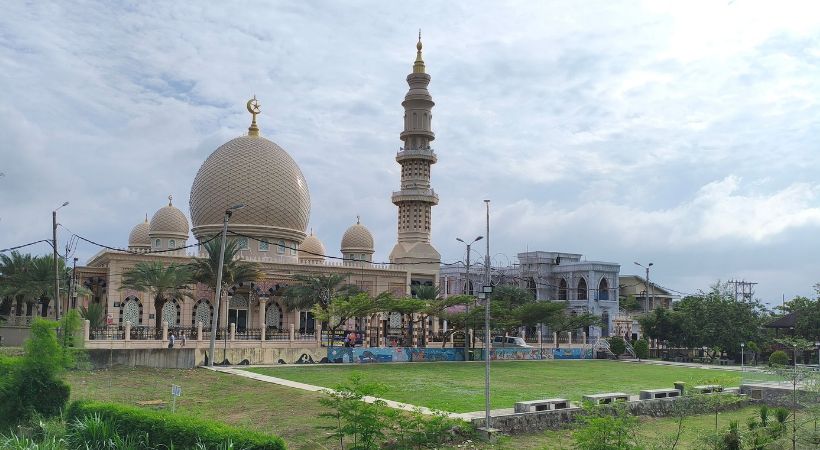 Taman Masjid Haji Keuchik Leumiek, Ruang Hijau yang Kini Jadi Ruang Temu Warga Banda Aceh
