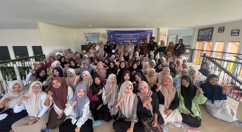 UBBG Bekali Mahasiswa Keterampilan Menulis Karya Ilmiah