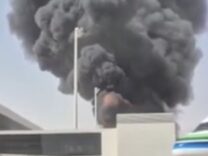 milisi houthi serang Bandara Riyadh.