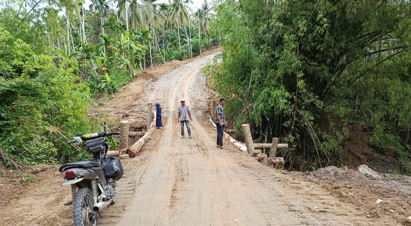 Pembangunan Jembatan Darurat Kubang Itam Selesai