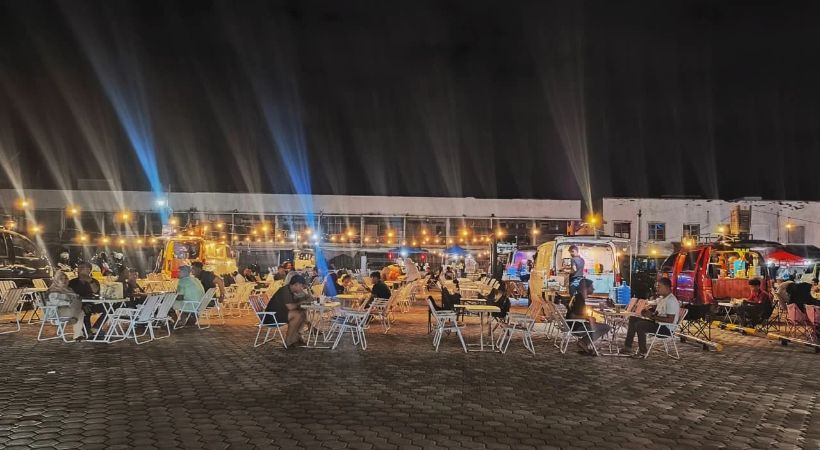 Wajah Baru Eks Pasar Aceh, Deretan Mobil Kopi Jadi Pilihan Nongkrong Malam