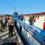 Bea Cukai Amankan Kapal Bermuatan 10 Juta Batang Rokok Ilegal di Perairan Aceh Utara