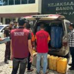 Timbun 600 Liter Solar Subsidi, 2 Warga Banda Aceh Diserahkan ke Jaksa