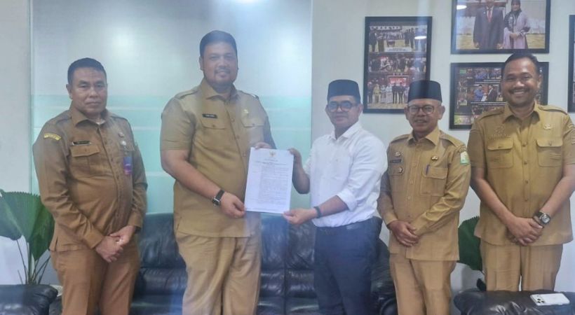 Mualem Kembali Tunjuk T. Aznal Zahri sebagai Kadis Pertanahan Aceh